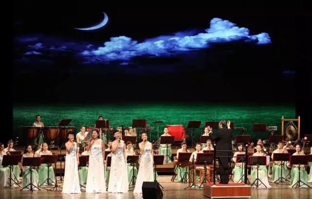 澳门6号演唱会，音乐盛宴与门票价格的探索之旅澳门6号演唱会门票多少钱啊呢图片大全视频