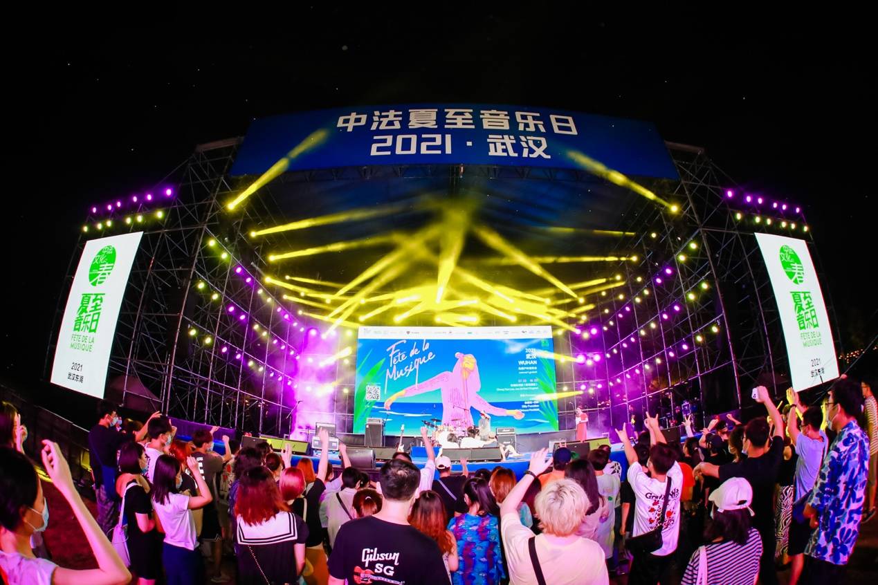 澳门6号演唱会，璀璨之夜，共赴音乐盛宴澳门6号演唱会在哪里开的啊多少钱一场啊